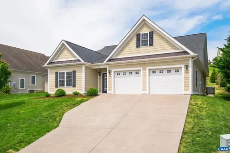 265 Windsor Drive Fishersville VA 22939