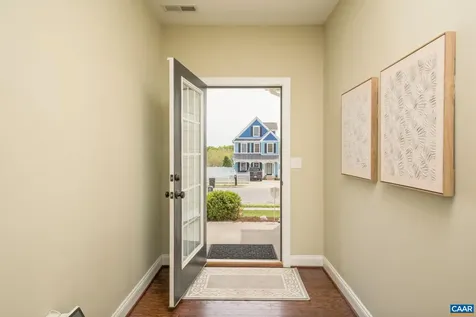 265 Windsor Drive Fishersville VA 22939