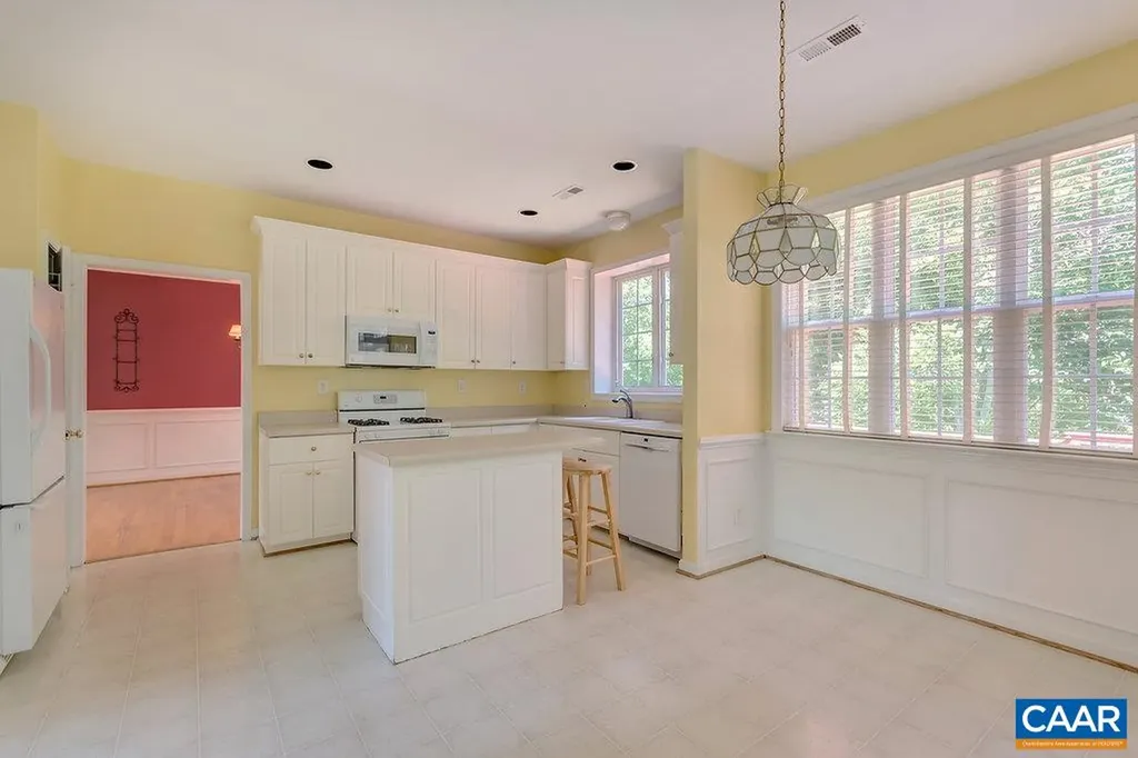 315 Pleasant Place Charlottesville VA 22911