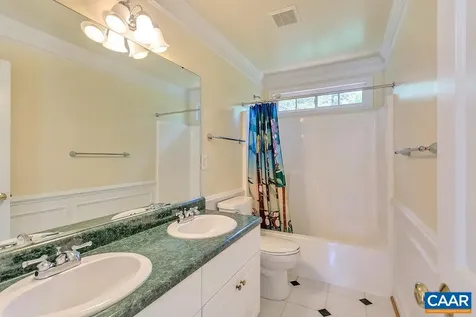 315 Pleasant Place Charlottesville VA 22911