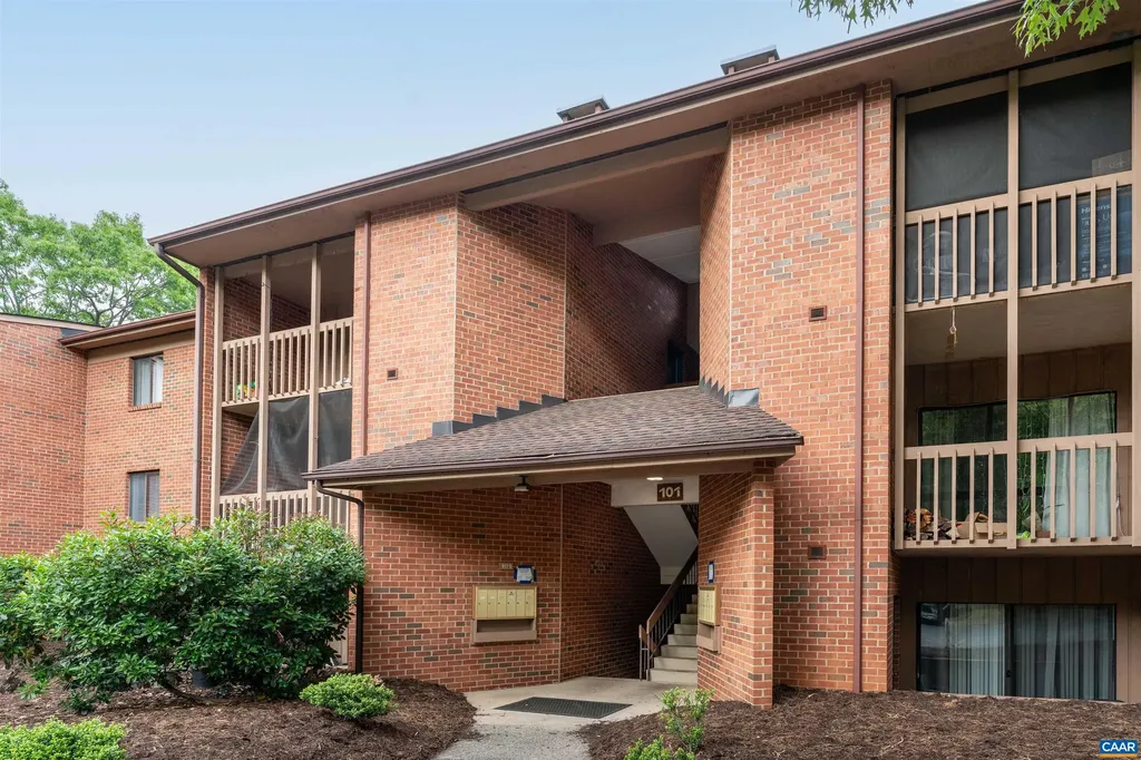 101 Turtle Creek Road Charlottesville VA 22901