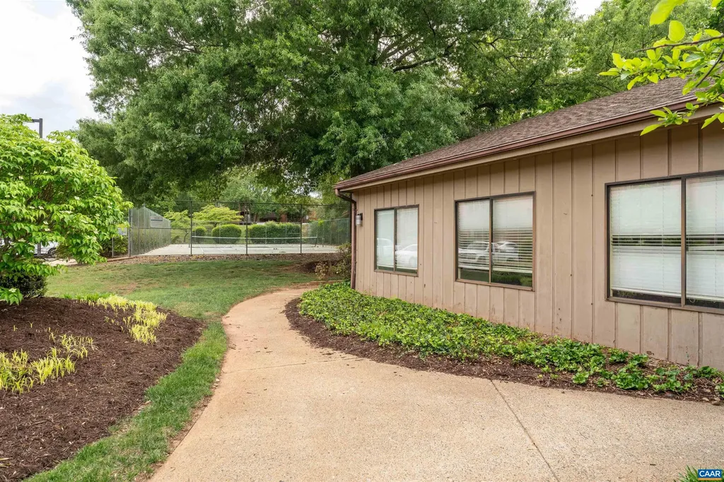 101 Turtle Creek Road Charlottesville VA 22901