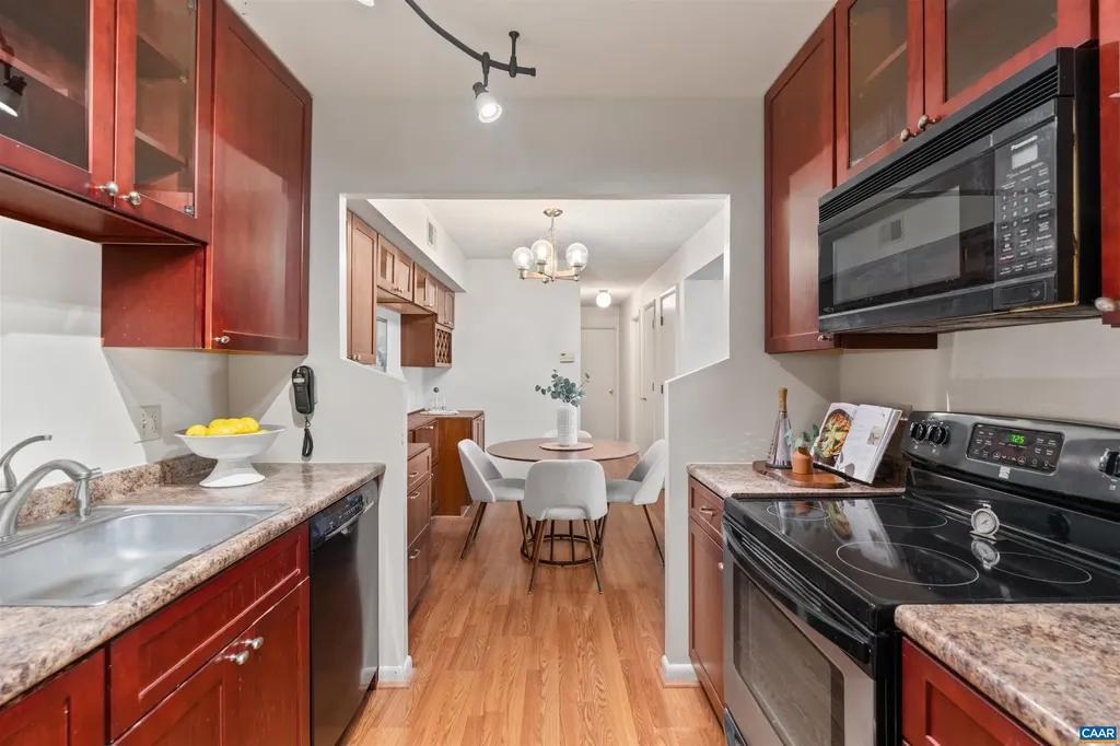 101 Turtle Creek Road Charlottesville VA 22901
