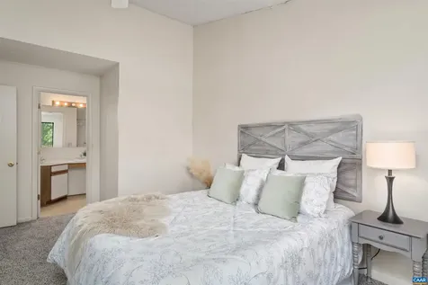 101 Turtle Creek Road Charlottesville VA 22901