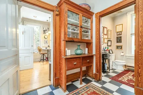 14 Coalter Street S Staunton VA 24401