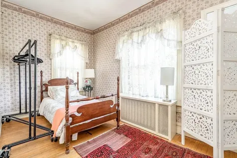 14 Coalter Street S Staunton VA 24401