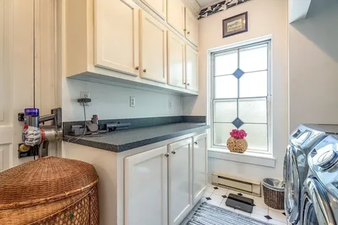 14 Coalter Street S Staunton VA 24401