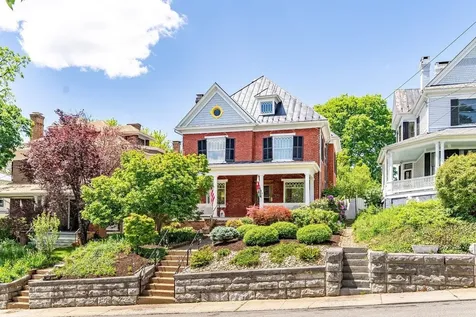 14 Coalter Street S Staunton VA 24401