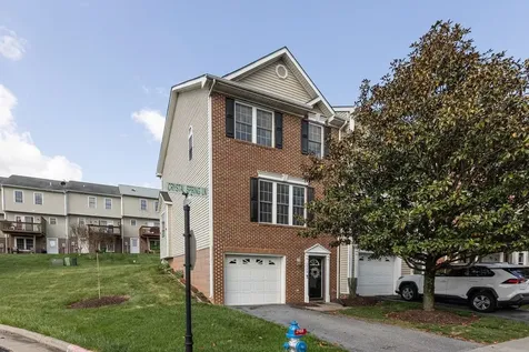 2984 Crystal Spring Lane Rockingham VA 22801