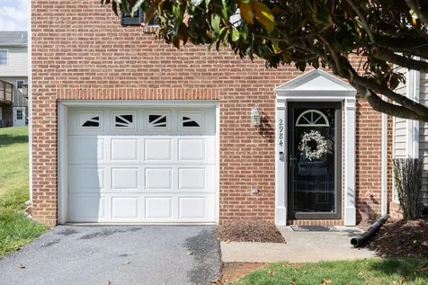 2984 Crystal Spring Lane Rockingham VA 22801