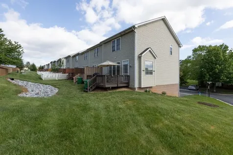 2984 Crystal Spring Lane Rockingham VA 22801