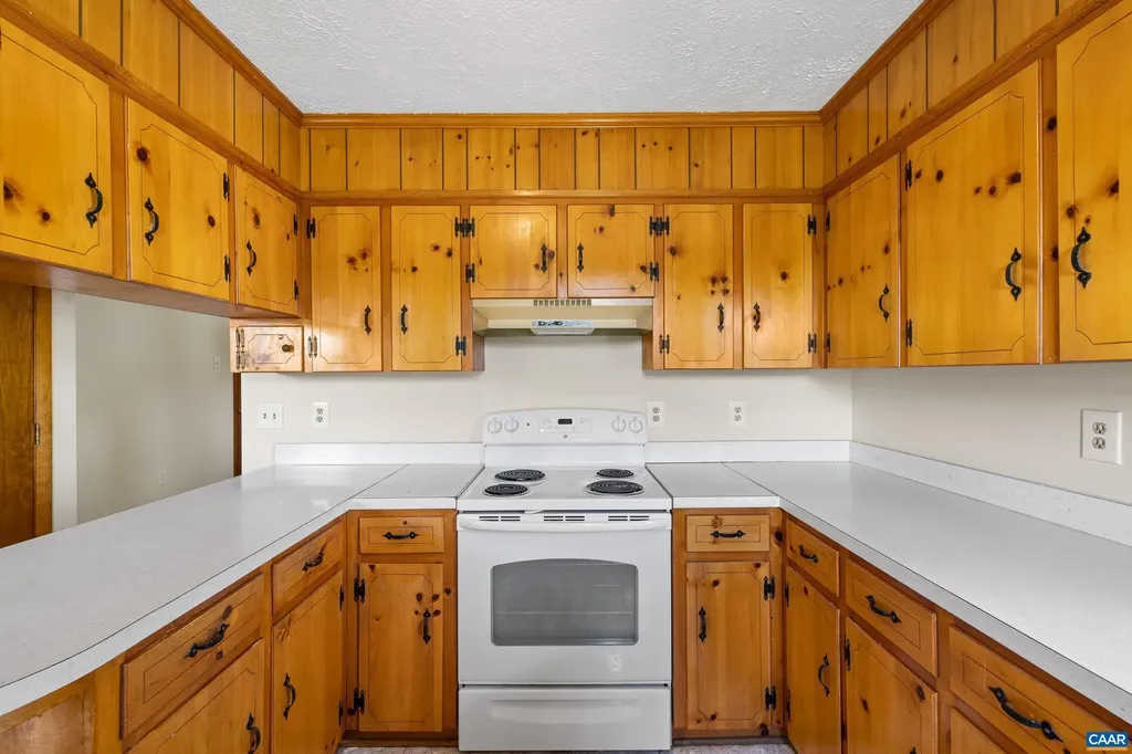653 Celt Road Stanardsville VA 22973