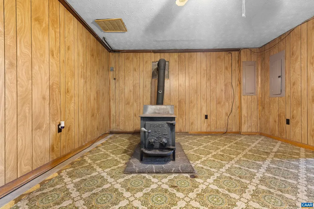 653 Celt Road Stanardsville VA 22973