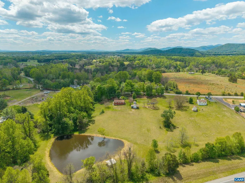 653 Celt Road Stanardsville VA 22973
