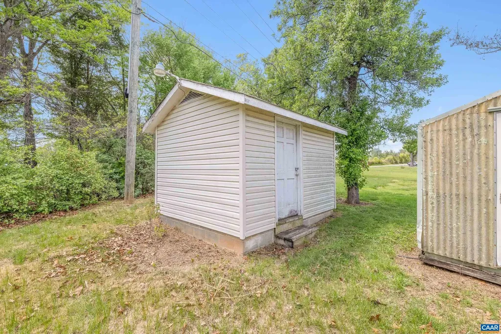 653 Celt Road Stanardsville VA 22973