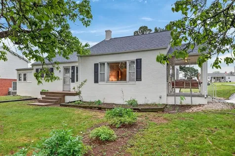 23 Montrose Drive Fishersville VA 22939