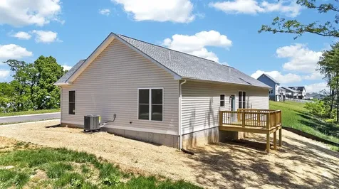 88 Upland Court Stuarts Draft VA 24476