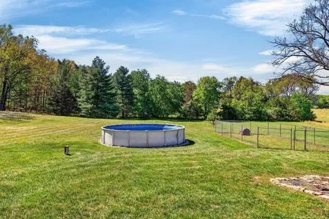 182 Mikes Knob Lane Waynesboro VA 22980