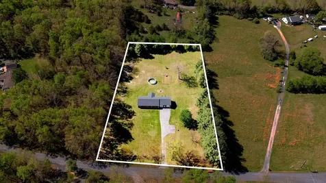 182 Mikes Knob Lane Waynesboro VA 22980