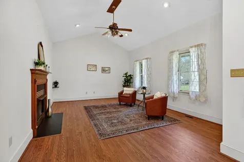 182 Mikes Knob Lane Waynesboro VA 22980