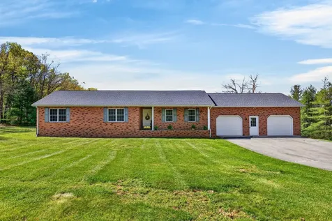 182 Mikes Knob Lane Waynesboro VA 22980