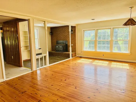 79 Rocky Lane Stuarts Draft VA 24477