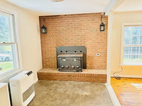 79 Rocky Lane Stuarts Draft VA 24477