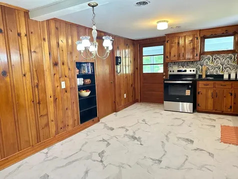 79 Rocky Lane Stuarts Draft VA 24477