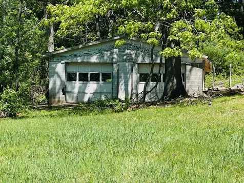 79 Rocky Lane Stuarts Draft VA 24477