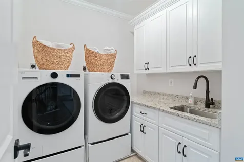 421 Houndstooth Court Charlottesville VA 22901