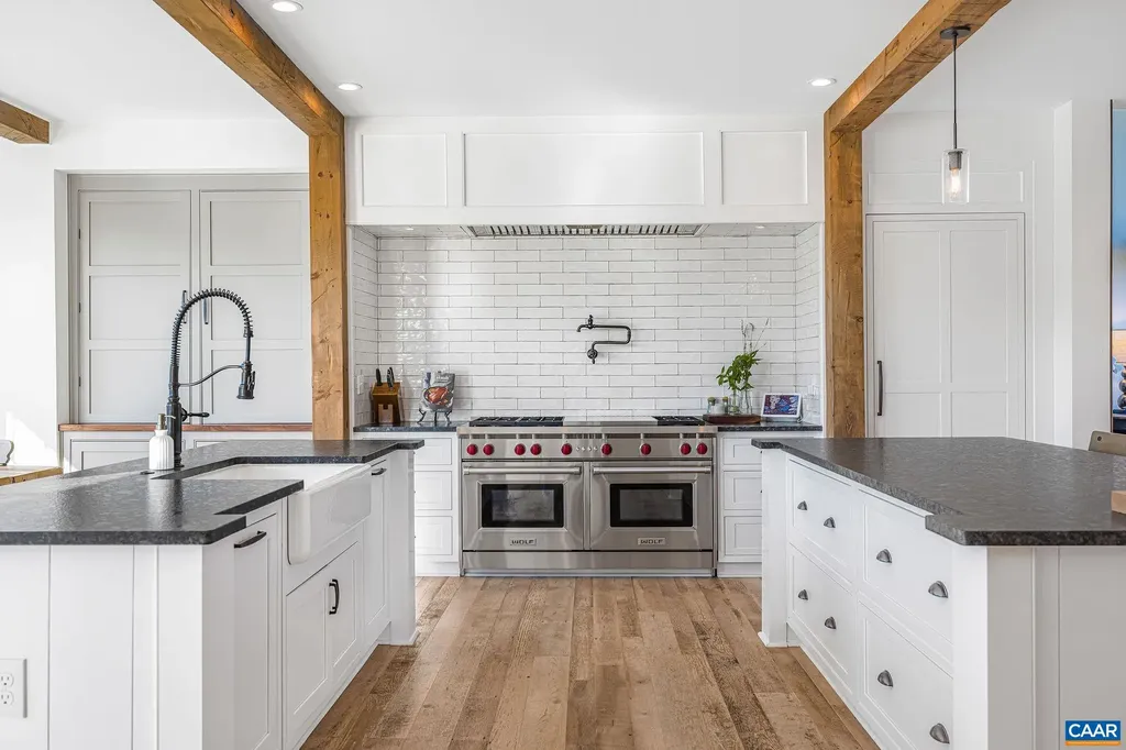 320 Barn House Lane Charlottesville VA 22901