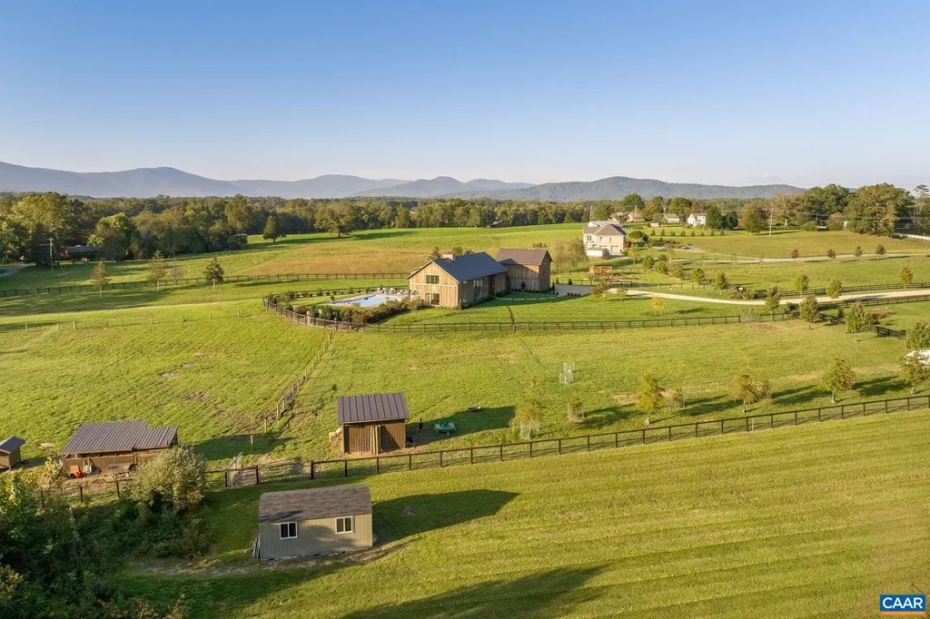 320 Barn House Lane Charlottesville VA 22901