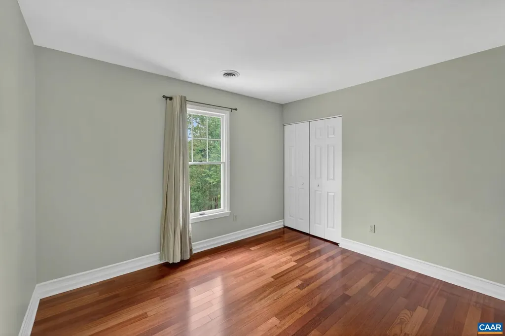 1206 South Keswick Drive Troy VA 22974