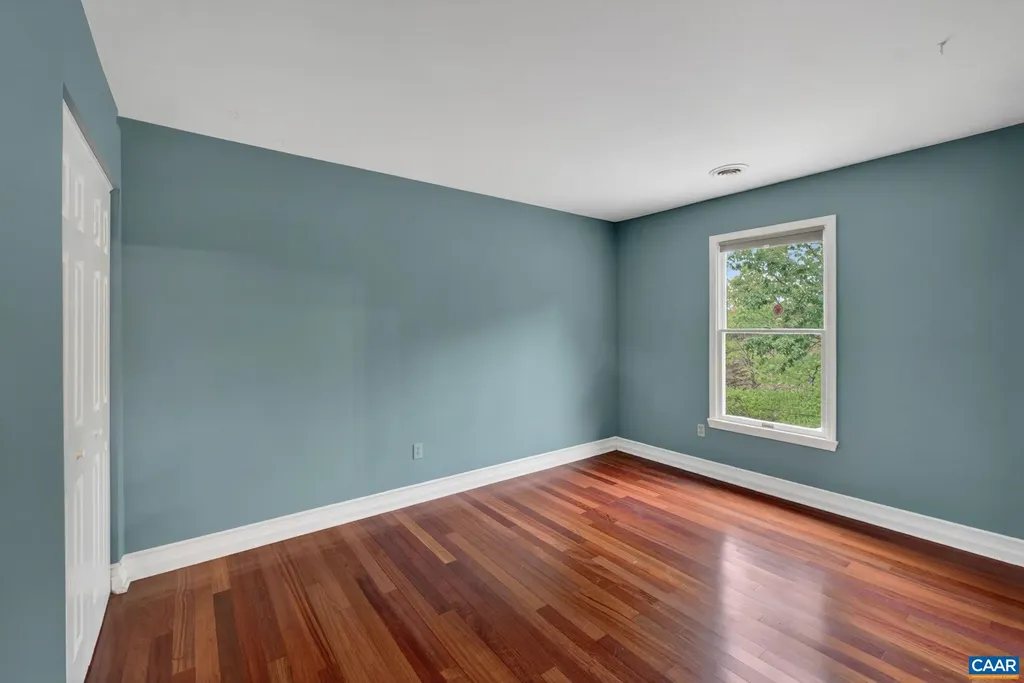 1206 South Keswick Drive Troy VA 22974