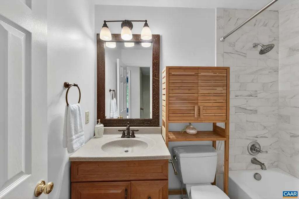 1206 South Keswick Drive Troy VA 22974