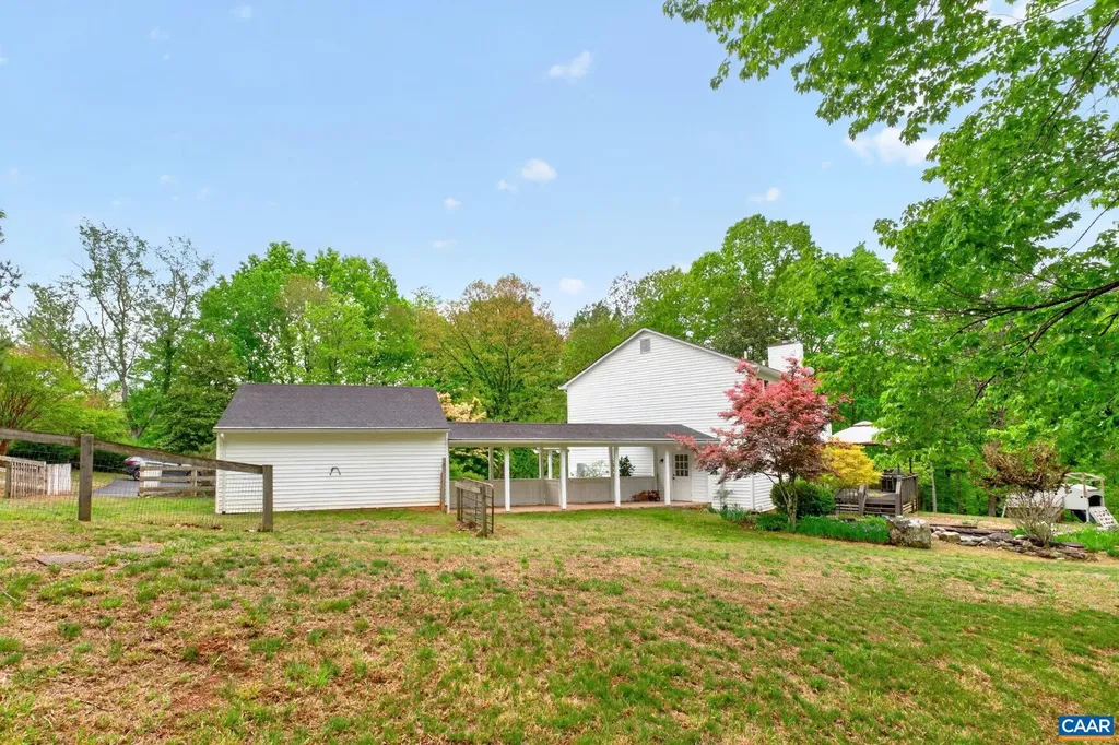 1206 South Keswick Drive Troy VA 22974