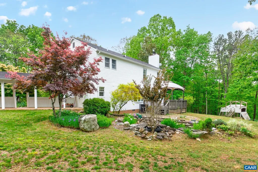 1206 South Keswick Drive Troy VA 22974