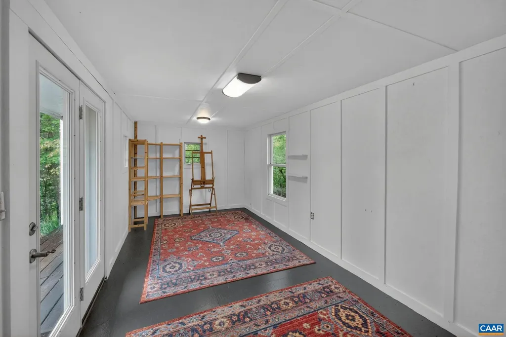 1206 South Keswick Drive Troy VA 22974
