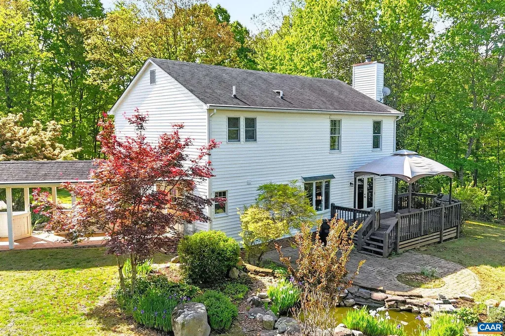 1206 South Keswick Drive Troy VA 22974