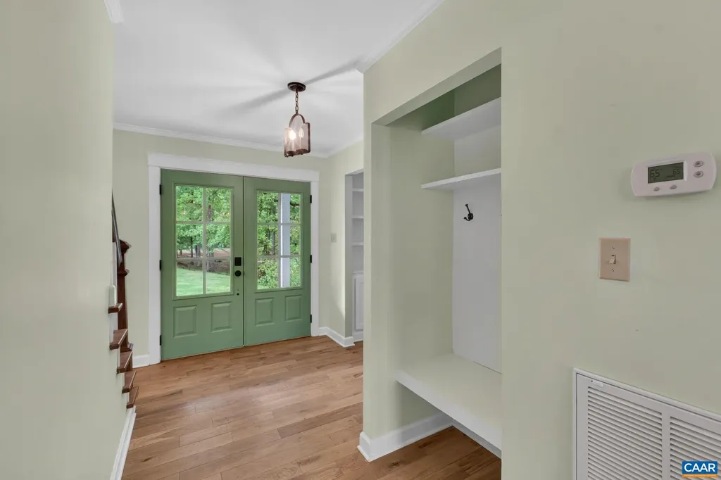 1206 South Keswick Drive Troy VA 22974