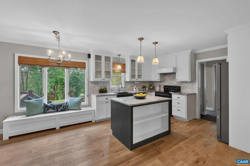 1206 South Keswick Drive Troy VA 22974