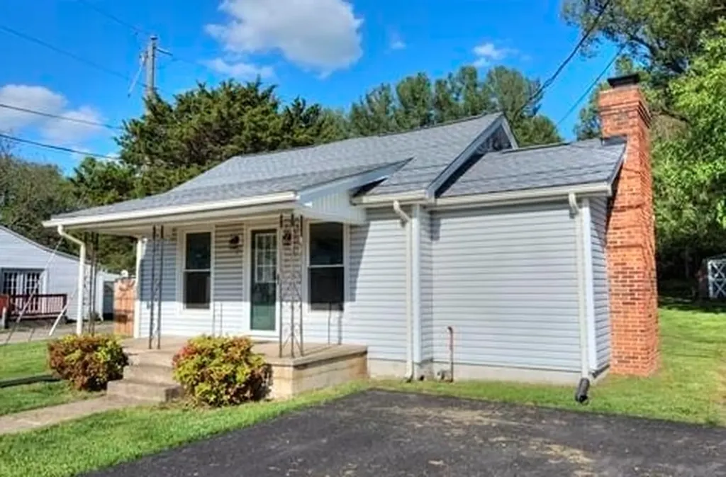 9 Bradley Lane Waynesboro VA 22980