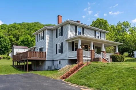 429 Betsy Bell Road Staunton VA 24401