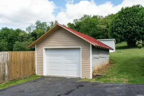 429 Betsy Bell Road Staunton VA 24401