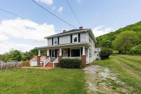 429 Betsy Bell Road Staunton VA 24401