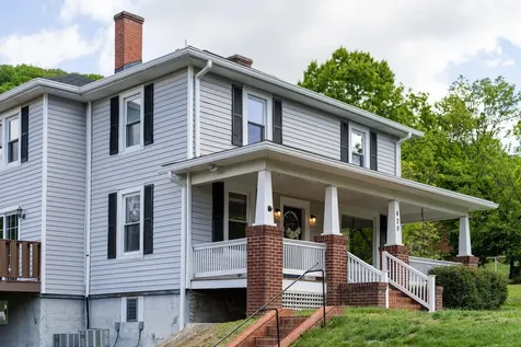 429 Betsy Bell Road Staunton VA 24401