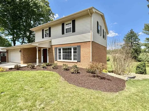 612 Sumter Road Waynesboro VA 22980
