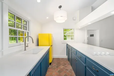 2068 Lakeside Drive Charlottesville VA 22901