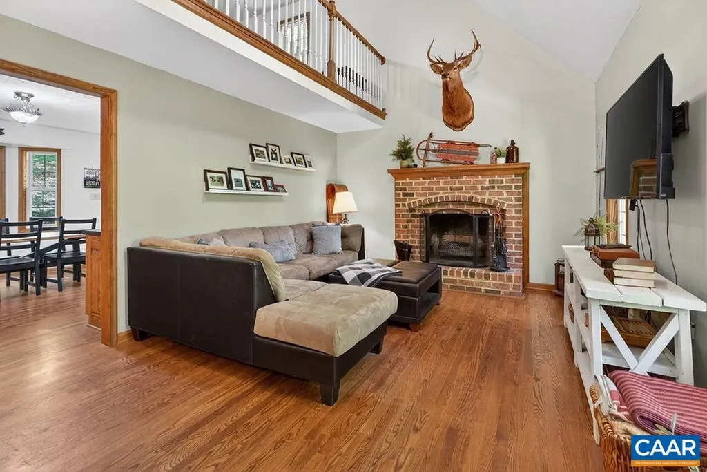 2 Dogwood Lane Nellysford VA 22958