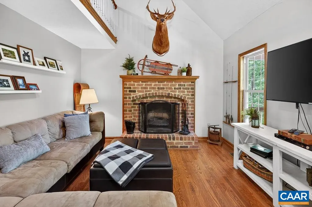 2 Dogwood Lane Nellysford VA 22958